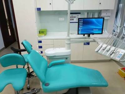 楚雄拜博口腔“圓夢大學捐贈儀式”啟動，用專業(yè)診療守護青春笑容